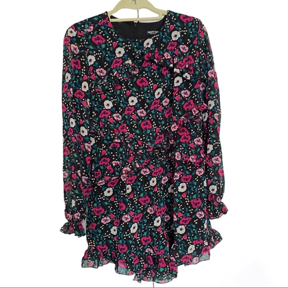 Nasty Gal Floral Shorts Long Sleeve Ruffle Romper Size 8 - Picture 3 of 15